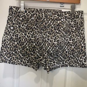 American Eagle Hi Rise Shortie